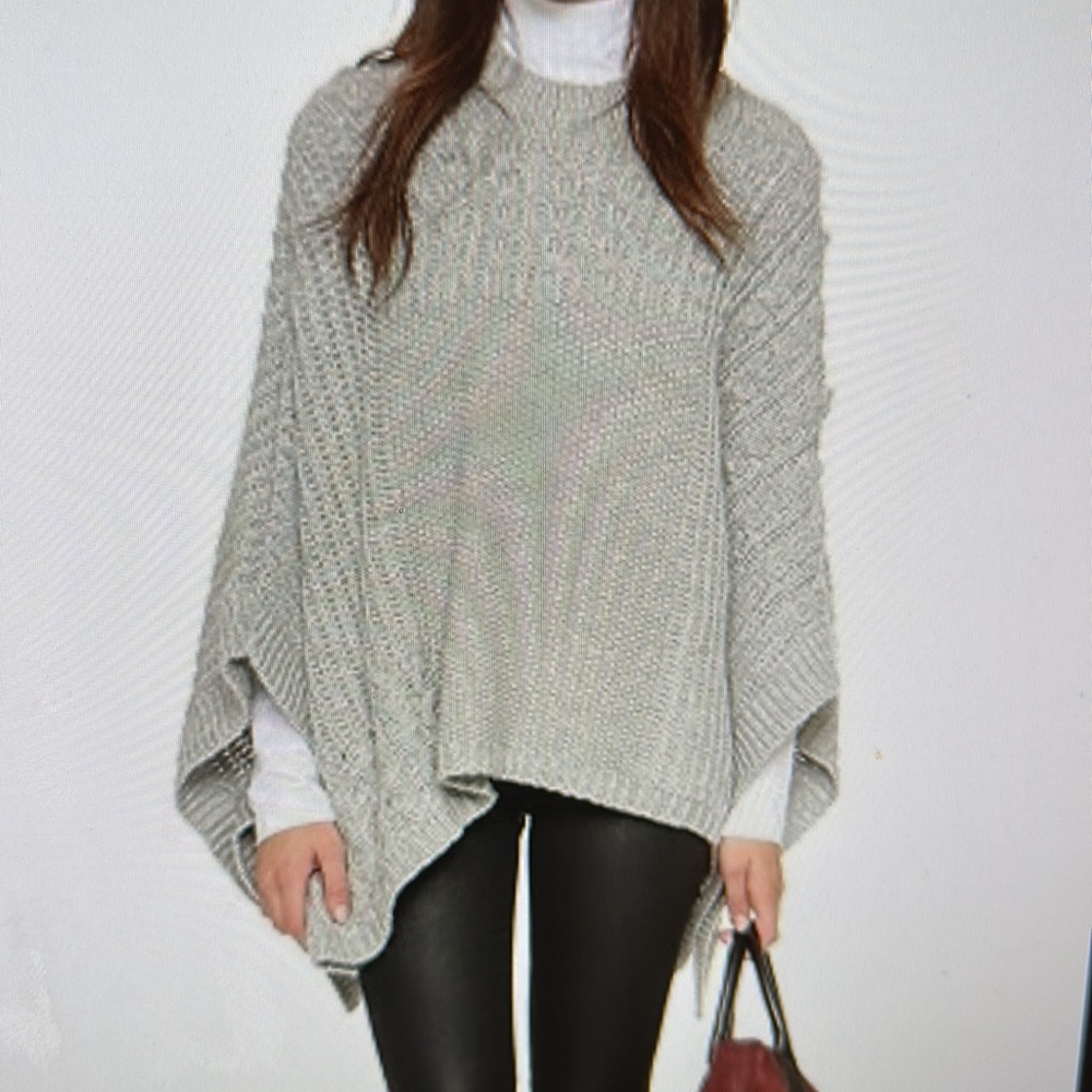 NWOT Club Monaco Janeen Light Gray Thick Knitted Poncho Alpaca Merino Wool SZ XS